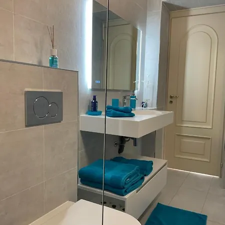Menton Centre Vue Imprenable Sur Mer Et Jardin Bioves Exterior photo