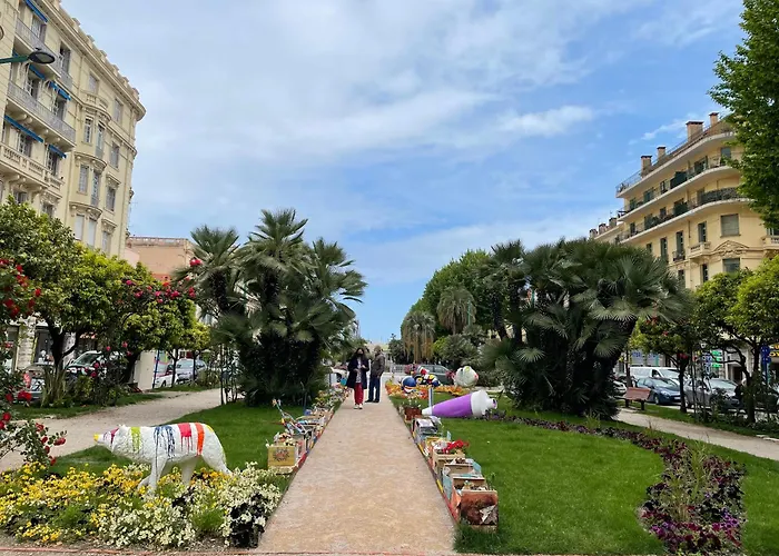 Menton Centre Vue Imprenable Sur Mer Et Jardin Bioves