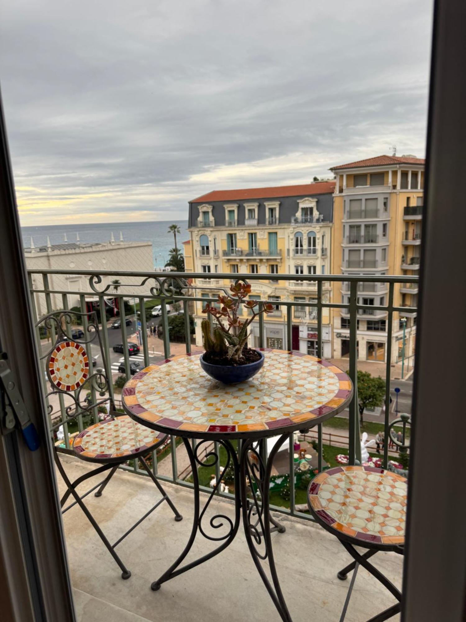 Centre Vue Imprenable Sur Et Jardin Bioves * Menton